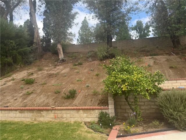 17069 Gledhill Street, Northridge, CA 91325
