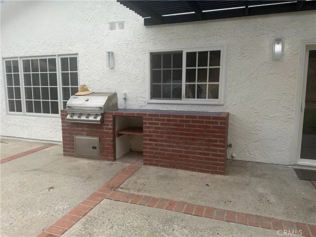 17069 Gledhill Street, Northridge, CA 91325