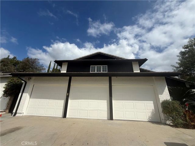 17069 Gledhill Street, Northridge, CA 91325
