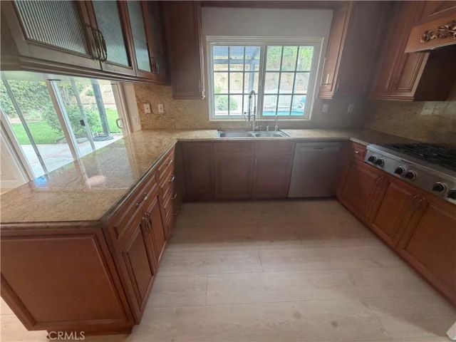 17069 Gledhill Street, Northridge, CA 91325