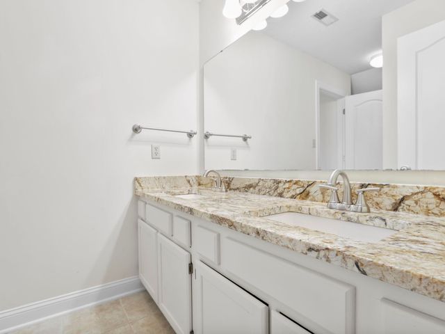 10 Torrey Pine Court, Spartanburg, SC 29306