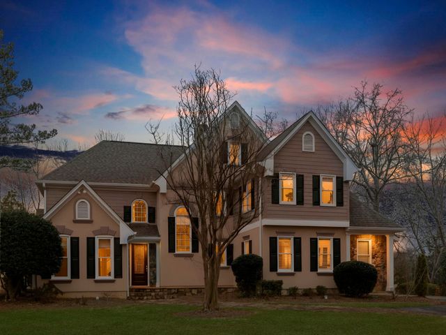 10 Torrey Pine Court, Spartanburg, SC 29306