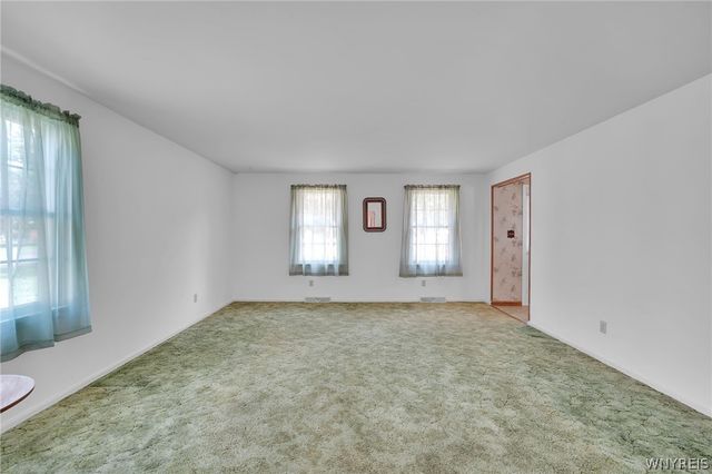 6475 Ludon Drive, Boston, NY 14075