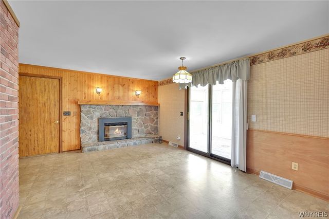 6475 Ludon Drive, Boston, NY 14075
