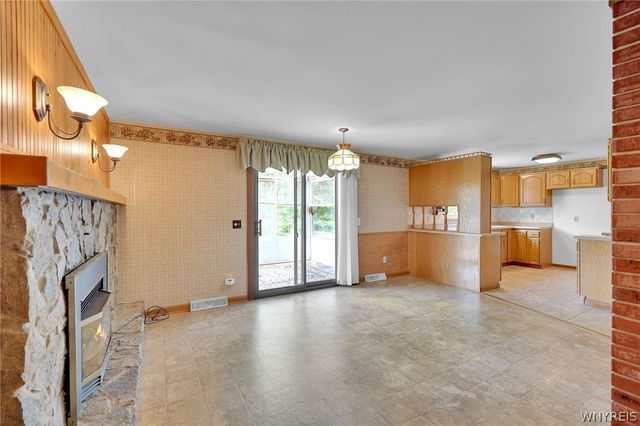6475 Ludon Drive, Boston, NY 14075