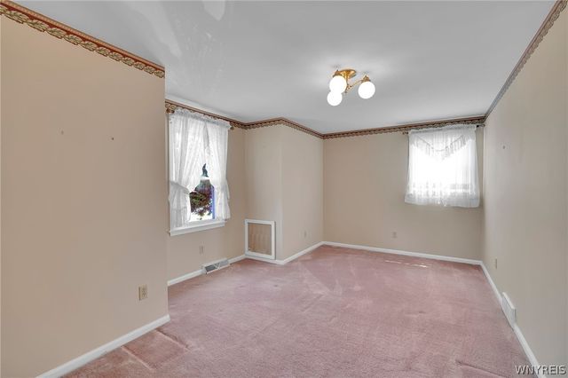 6475 Ludon Drive, Boston, NY 14075