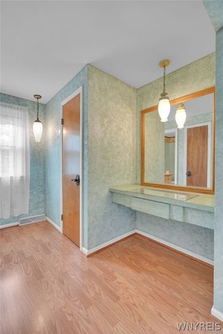 6475 Ludon Drive, Boston, NY 14075