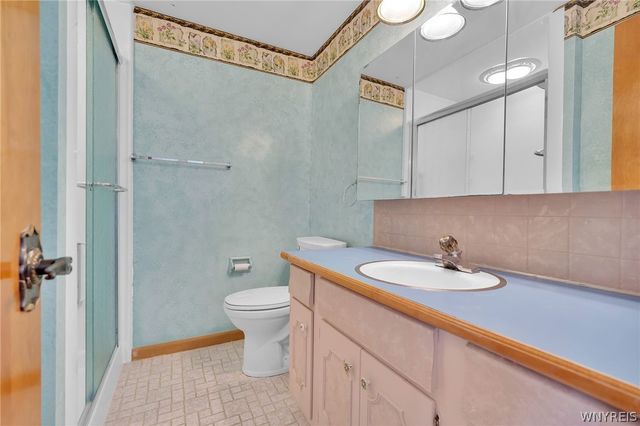 6475 Ludon Drive, Boston, NY 14075