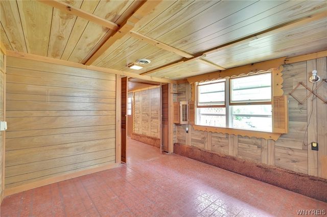 6475 Ludon Drive, Boston, NY 14075