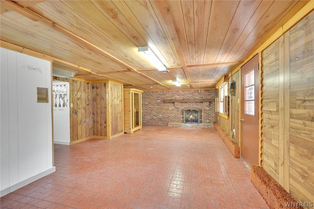 6475 Ludon Drive, Boston, NY 14075