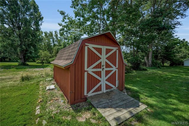 6475 Ludon Drive, Boston, NY 14075