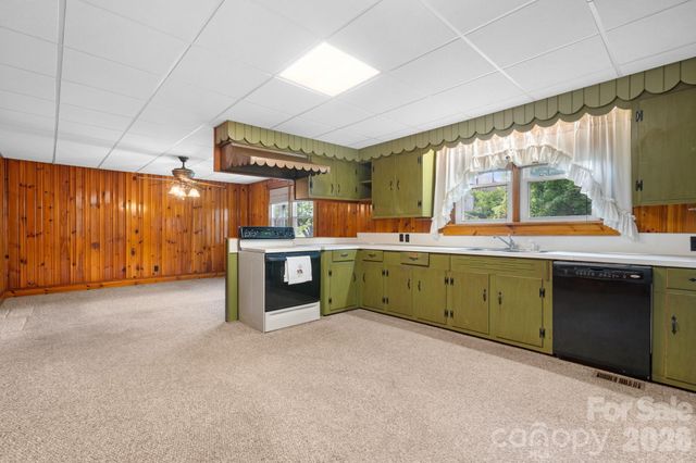 207 W Main Street, Maiden, NC 28650