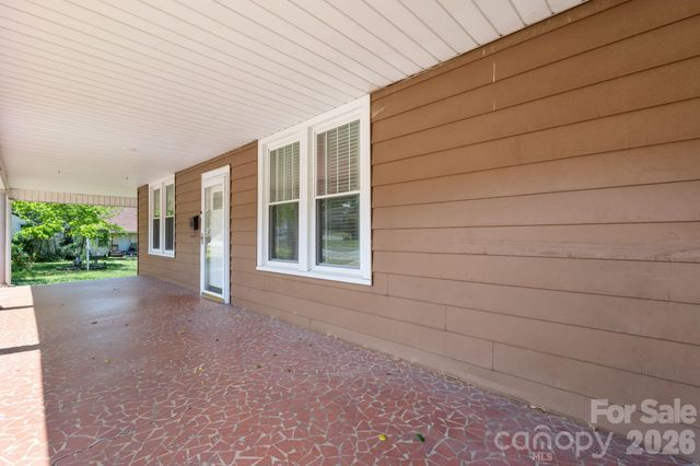 207 W Main Street, Maiden, NC 28650