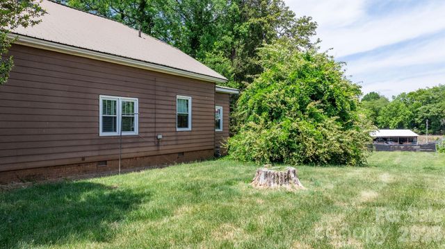 207 W Main Street, Maiden, NC 28650