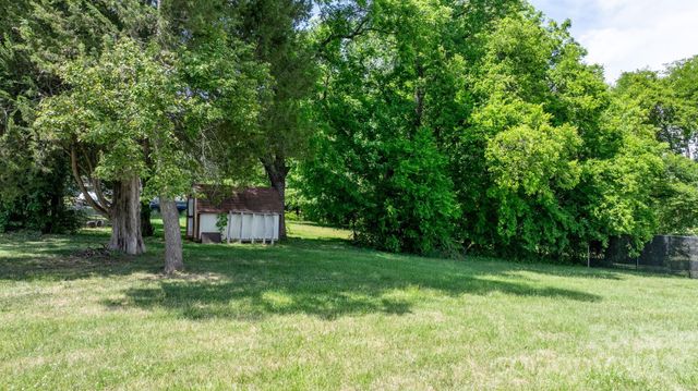 207 W Main Street, Maiden, NC 28650