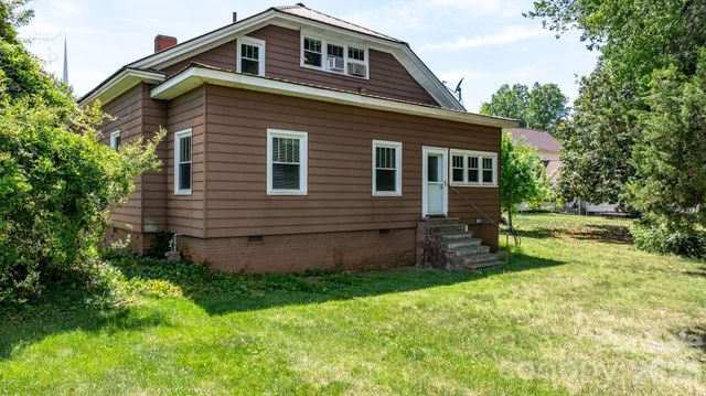 207 W Main Street, Maiden, NC 28650