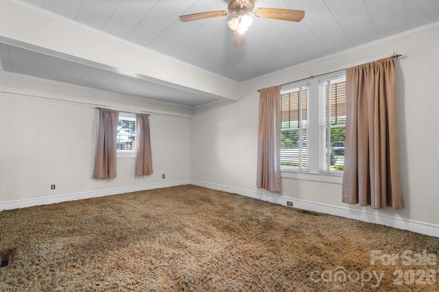 207 W Main Street, Maiden, NC 28650
