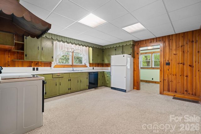 207 W Main Street, Maiden, NC 28650