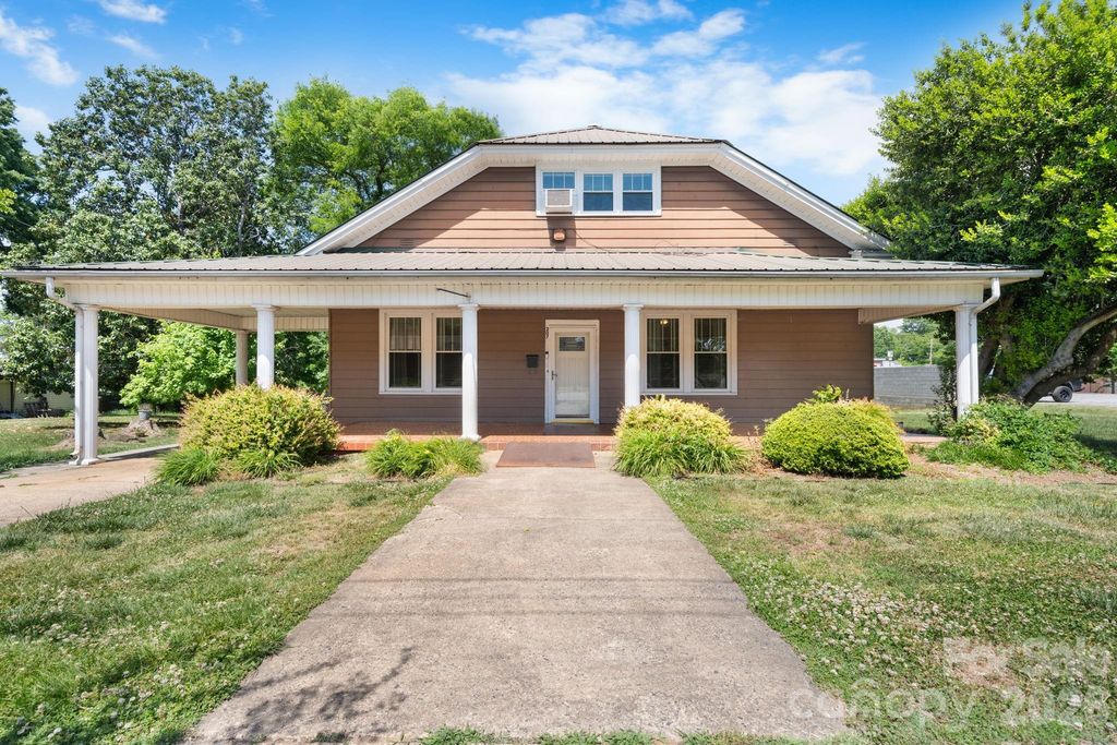 207 W Main Street, Maiden, NC 28650