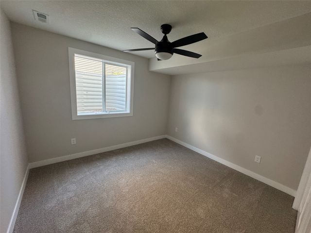 1820 Tuscany Drive SE, Altoona, IA 50009