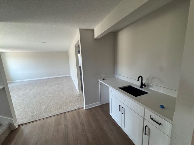 1820 Tuscany Drive SE, Altoona, IA 50009