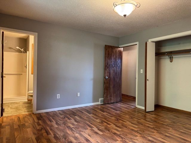 2544 10th Ave NW, Minot, ND 58703