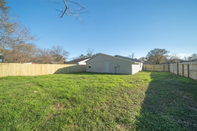 24302 Jumping Jay Drive, Hockley, TX 77447