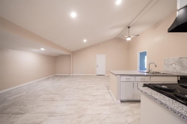 24302 Jumping Jay Drive, Hockley, TX 77447