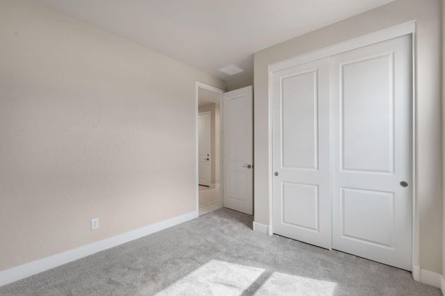 6960 Sydney Drive NE, Rio Rancho, NM 87144