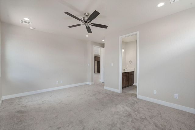 6960 Sydney Drive NE, Rio Rancho, NM 87144