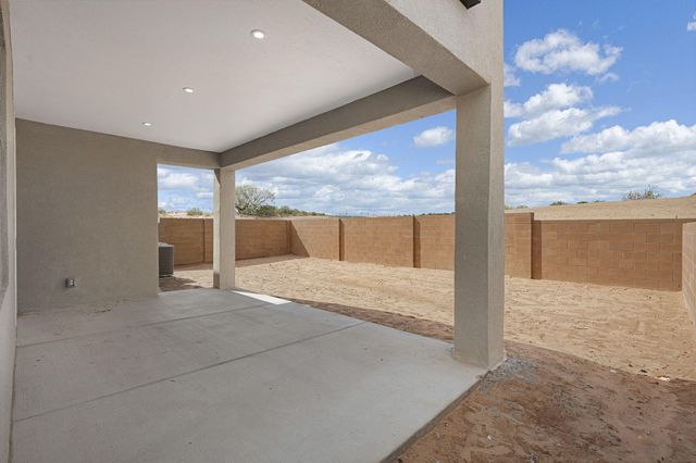 6960 Sydney Drive NE, Rio Rancho, NM 87144