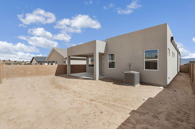 6960 Sydney Drive NE, Rio Rancho, NM 87144