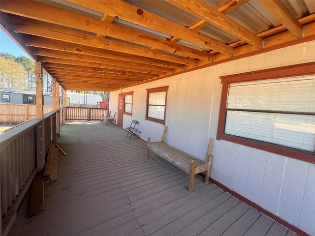 960 County Road 5021, Cleveland, TX 77327