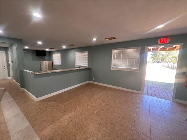 960 County Road 5021, Cleveland, TX 77327