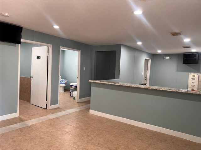 960 County Road 5021, Cleveland, TX 77327