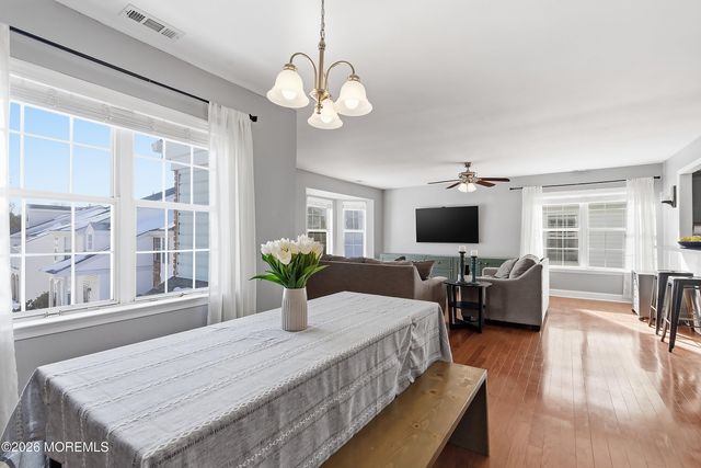 128 Tulip Lane, Freehold, NJ 07728