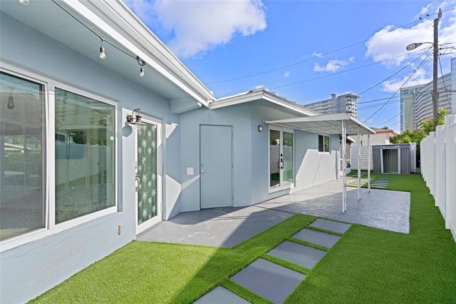 2000 SE 26th Avenue, Fort Lauderdale, FL 33316