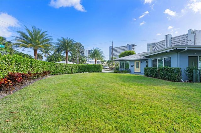 2000 SE 26th Avenue, Fort Lauderdale, FL 33316