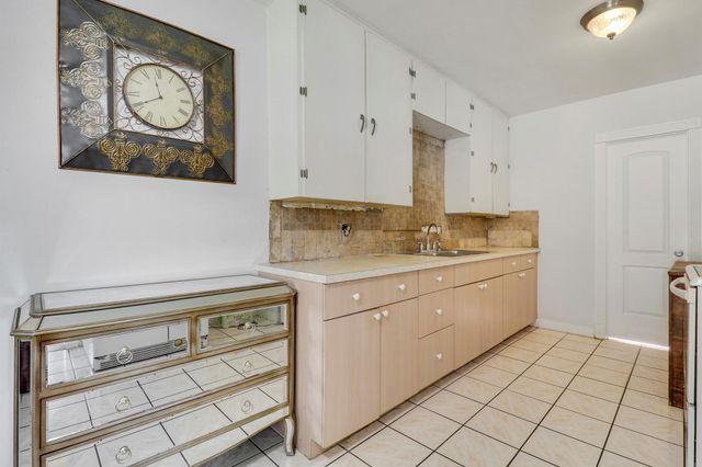 162 W 24th Street, Riviera Beach, FL 33404