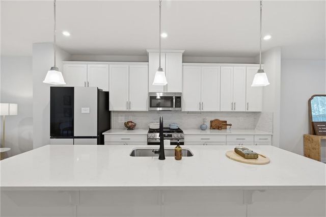 920 Sugar Vista Circle, Sugar Hill, GA 30518