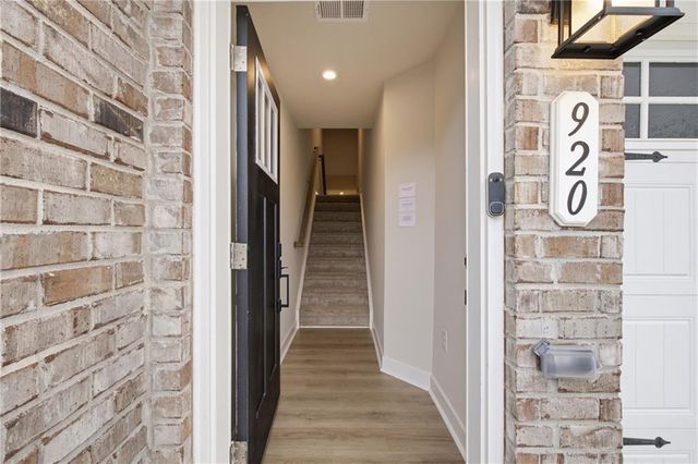 920 Sugar Vista Circle, Sugar Hill, GA 30518