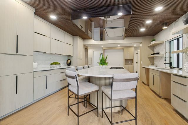 9930 Strait Lane, Dallas, TX 75220