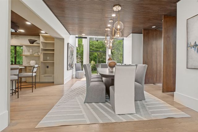 9930 Strait Lane, Dallas, TX 75220