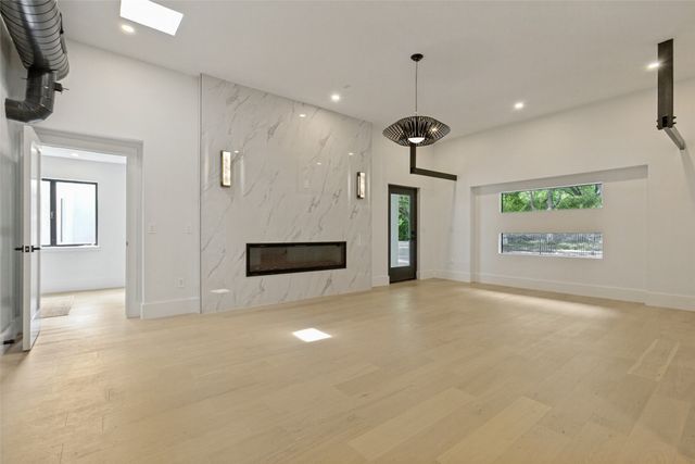 9930 Strait Lane, Dallas, TX 75220