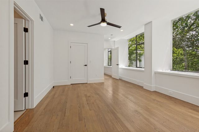 9930 Strait Lane, Dallas, TX 75220