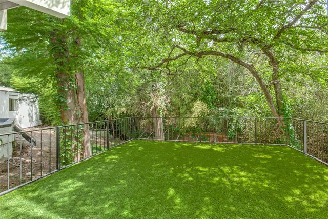 9930 Strait Lane, Dallas, TX 75220