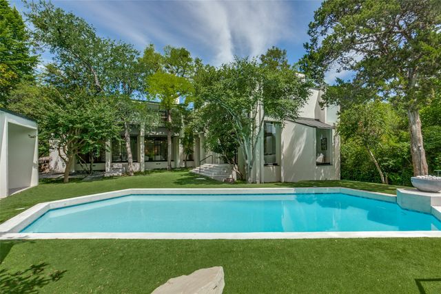 9930 Strait Lane, Dallas, TX 75220
