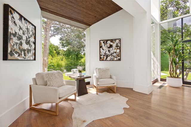 9930 Strait Lane, Dallas, TX 75220