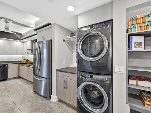 1255 N GULFSTREAM AVENUE 507, Sarasota, FL 34236