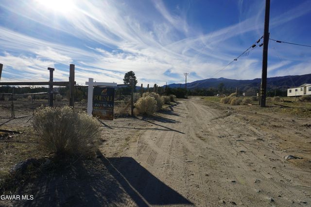 10057 Ash Rd Road, Pinon Hills, CA 92372